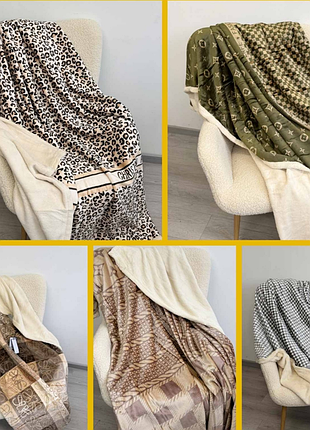 Велюровое покрывало для спальни евро 200×220 на овчине
