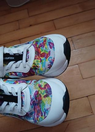 Nike revolution 3