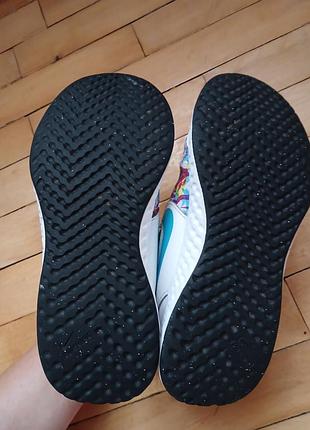 Nike revolution 9