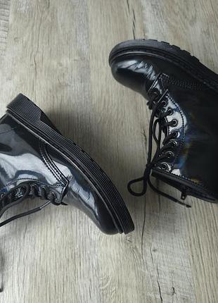 Шкіряні черевики dr. martens 1460 j 6