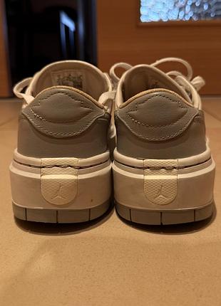 Кросівки jordan elevate low platform 4