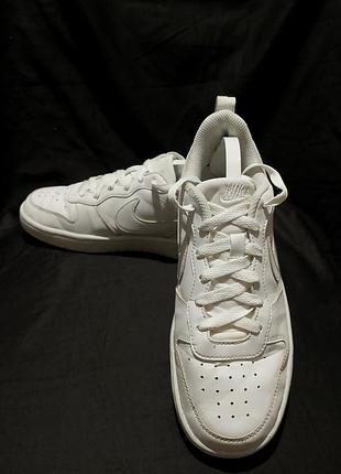 Nike court borough low 4