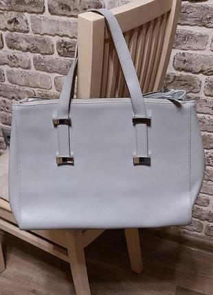 Продам шкiряну сумку бренду ted baker.