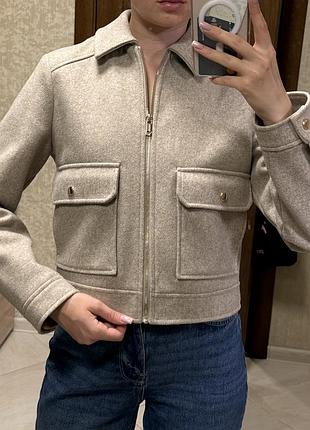 Бомбер жіночий короткий zara