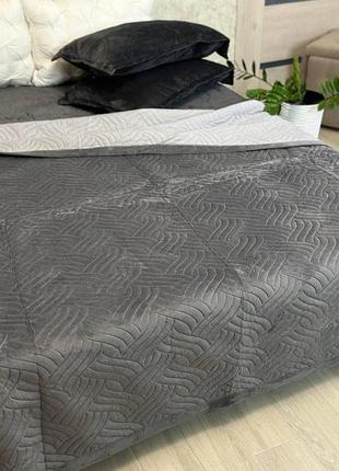 Велюровое стеганое покрывало нежное и объемное 220×240