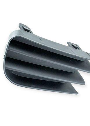 Решітка протитуманних фар права renault megane (2003-2006) (заглушка під фару) eurobump