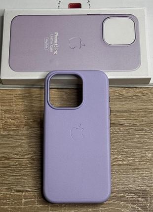 Шкіряний чохол на iphone 15 pro з логотипом apple та magsafe, протиударний з мікрофіброю, світлий фіолетовий (elegant purple)