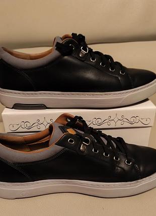 Кроссовки кожаные мужские rockport