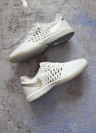 Футзалки (бампы) для подростков и взрослых nike lunar gato