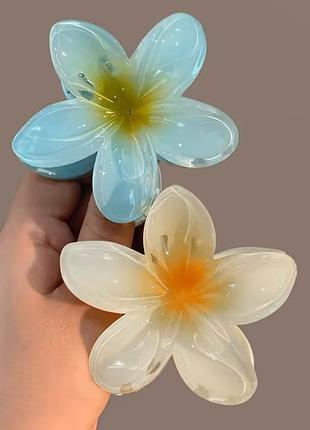 Набор заколок крабов для волос 2 шт гавайский цветок білий + блакитний