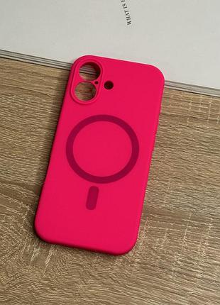 Силіконовий чохол на iphone 17 з magsafe, гарячий рожевий матовий з м’якою підкладкою silicone camera case