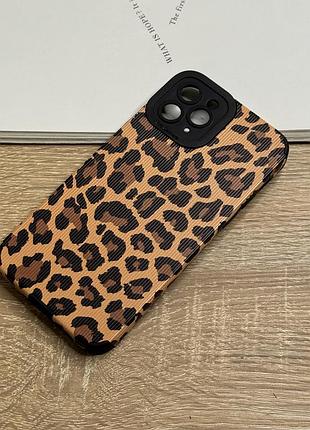 Леопардовий чохол для iphone 11 pro max, ребристистий силіконовий з виступом над камерою та захистом динаміків