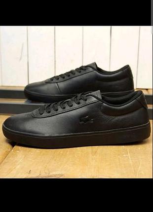 Продам кожаные оригинальные кроссовки lacoste