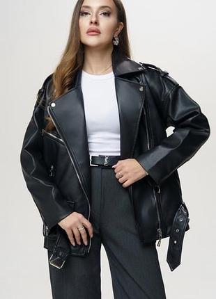 Черная косуха оверсайз