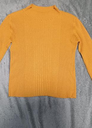 Жіночий гірчичний гольф в рубчик pull&bear.