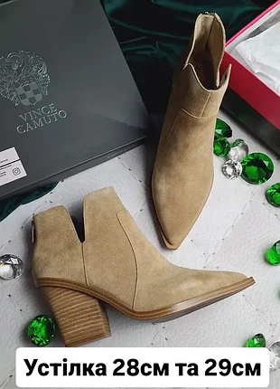 Vince camuto оригінал бежеві замшеві жіночі ботильони черевики великого розміру козаки на підборах