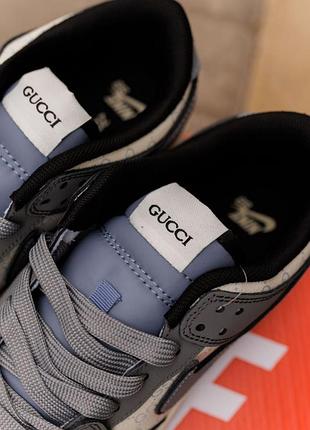 Nike sb dunk × gucci
• graphite / ivory • 7