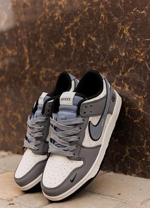 Nike sb dunk × gucci
• graphite / ivory • 8