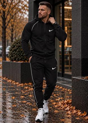 Спортивный костюм мужской