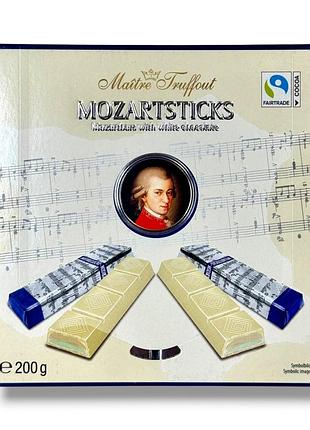 Шоколадні стики maitre truffout mozartsticks white chocolate (з марципаном і фісташковим смаком) 200 г