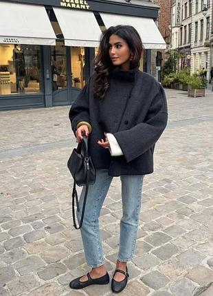 Вовняне пальто оверсайз zara