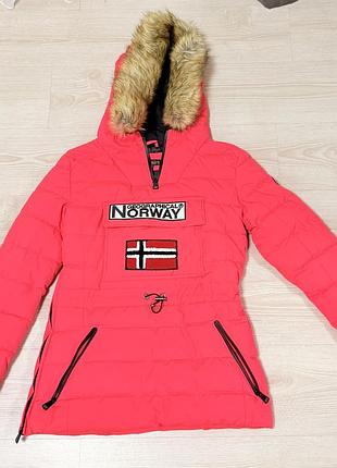 Жіноча куртка norway
