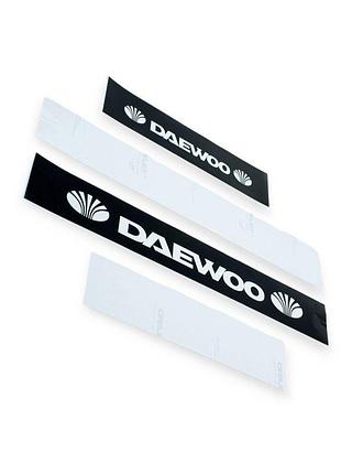 Наклейка на пороги "daewoo" (4шт)