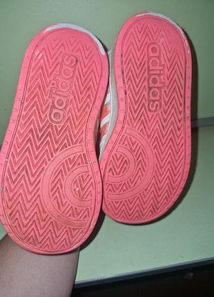 Кроссовки adidas унисекс 4