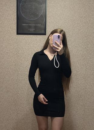 Сукня чорного кольору