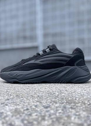 Кроссовки adidas yeezy 700 v2 белые и черные 6