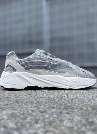 Кроссовки adidas yeezy 700 v2 белые и черные 7