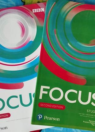 Focus 4 students book workbook