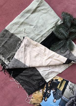 Шерстяной с шелком шарф платок палантин nitya