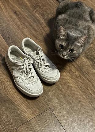 Кросівки new balance wr300pm світло-сірі замшеві, 37 р.