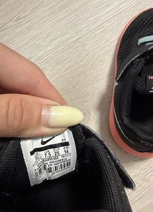 Кросівки для дівчинки nike 3