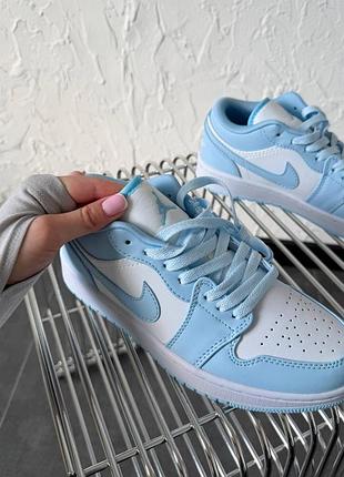 Nike air jordan 1 low blue white 4