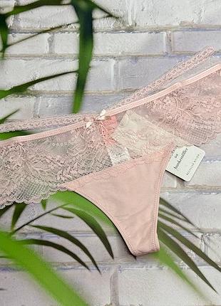 Трусики жіночі стринги з широким мереживом hunkemoller.