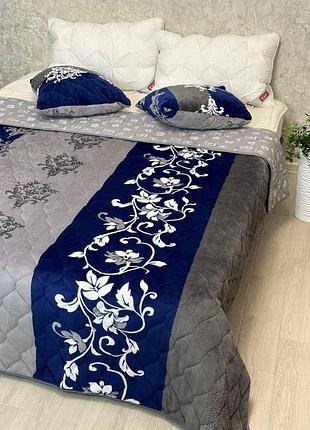 Стильное стеганое покрывало двуспального размера 210×230 из фланели с мягкой текстурой и качественным пошивом + 2 подушки.