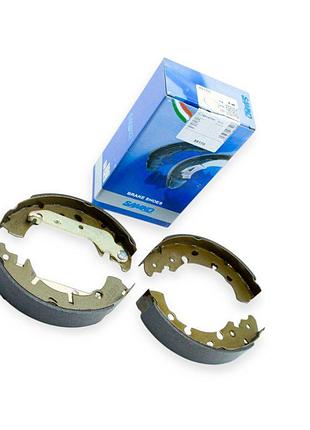 Колодки барабанные ford fiesta, fusion 95- (d203x38) (lpr-samko)