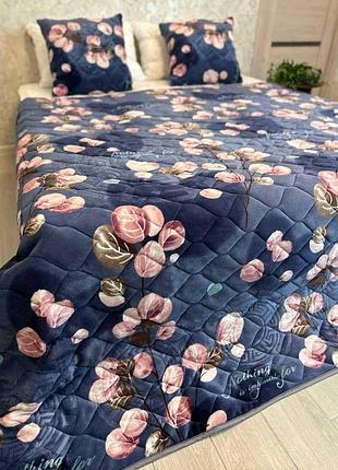 Эксклюзивный подарочный набор покрывала евро 210×230 из фланели в стильной сумке + 2 подушки.