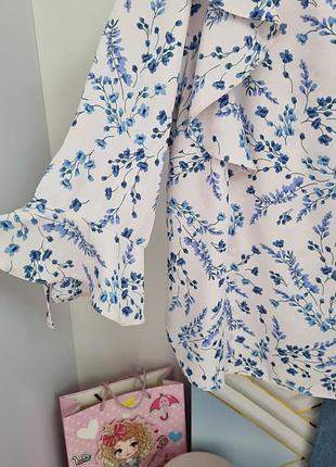 Нова блуза
ширина під руками 52 см 4