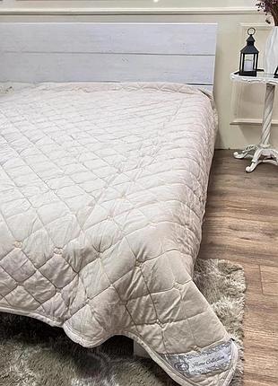 Стьобане покривало шанель 220×240 м’яке велюрове у подарунковій сумці