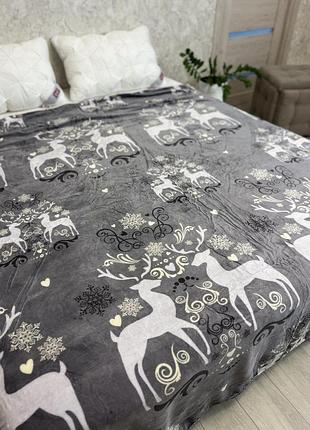 Новорічне плюшеве покривало євро розміру 200x220 — сніжна казка