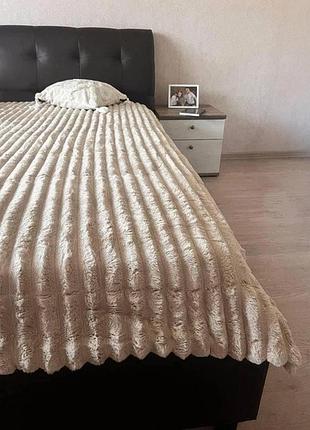 Зимове покривало великого розміру 210х230 см на овчині євро формату з велюровим верхом та подарунковим пакуванням