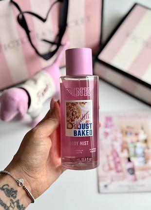 Спрей для тіла just baked victoria’s secret