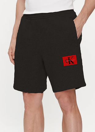 Чоловічі шорти calvin klein