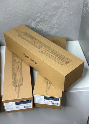 Dyson airstrait 2