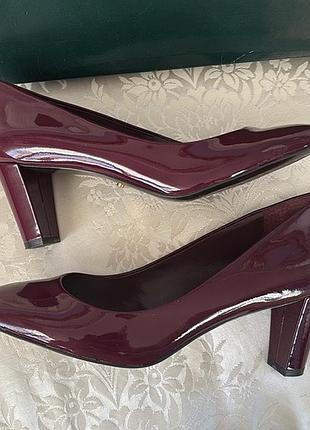 Жіночі туфлі ralph lauren, розмір 39,5 - 40, шкіра, лак