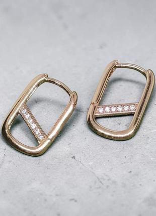 Сережки xuping позолота хр 18 к. висота 1,5 см. ширина 1 см.