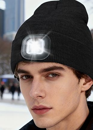 Женская шапка с led фонарем